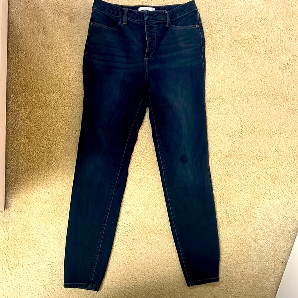 LC size 8 skinny jean.  Good condition.  Small spot on left knee (pictured)